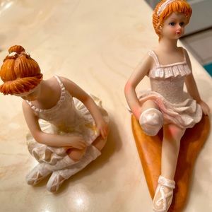 2 Ballerinas figurine , vintage .